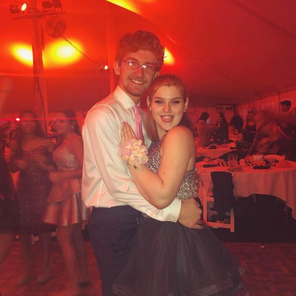 Meet your Posher, Lorrie - Picture 1 of 1